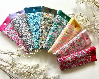 Fabric glasses case, Liberty Wiltshire print glasses case, quilted glasses case, storage pouch, accessory, gift for mom, party