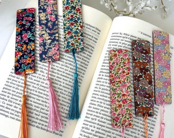 Wooden and Liberty print bookmark, book accessory, reading accessory, gift for women, birthday gift for women, gift for readers, handmade gift