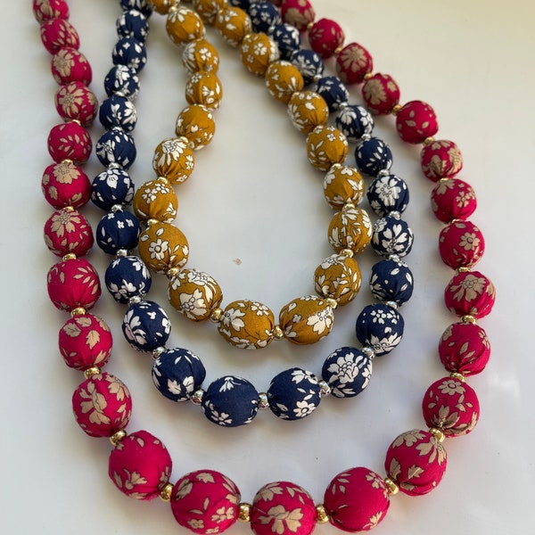 Liberty fabric ball necklace, handmade jewelry, women's gift, Mother's Day gift, costume jewelry, wood jewelry, fabric jewelry
