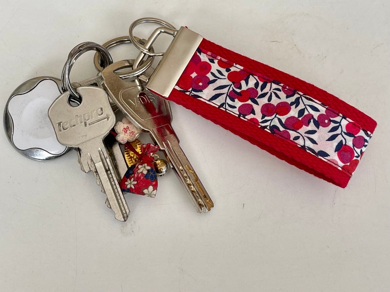 Wrist strap key ring, liberty key ring, fabric key ring, strap key ring, handmade, Grandma's Day gift, mom gift, birthday image 7