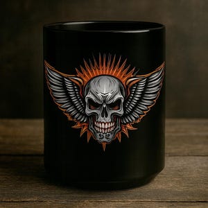 翼付きスカルマグカップ 15オンス、ゴシックコーヒーカップ、バイカースカルマグ、ダークアートセラミックマグ、バイク乗りへのギフト、ゴシック装飾ギフト