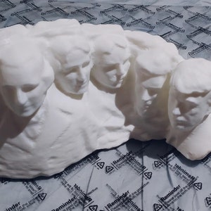 Mt. Rushmore 3D Print with Donald Trump – Unique Political Novelty Sculpture & Collectible Home Decor Gift
