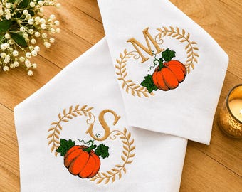 Personalized Thanksgiving Pumpkin Embroidered Linen Napkin: Washable Dinner Decor