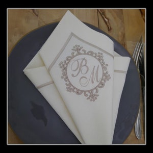 Tovagliolo da sposa in lino ricamato con monogramma personalizzato, idea regalo, tovagliolo da cena personalizzato