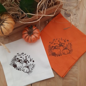 Embroidered Cotton Thanksgiving Napkin: Autumn Table Decor