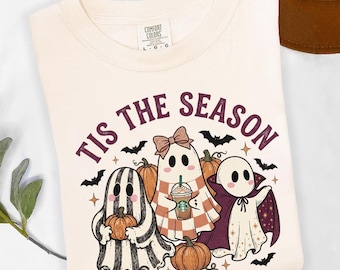 Tis The Season Ghost Comfort Colors® Shirt Vintage Halloween Tee Pumpkin Patch Cozy Season Fall October TShirt Trick or Treat T-Shirt