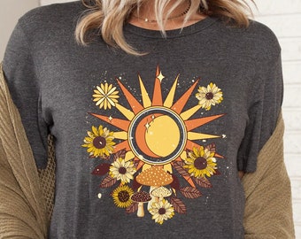 Bohemian Retro Sun Moon Sweatshirt, Boho Floral Sweatshirt, Hippie Sweat, Botanical Floral Celestial Sweatshirt, Mushroom And Moon T-shirt