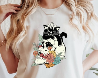 Black Cat on Skull shirt, Skull And Black Cat Shirt, Shirt For Fall, Halloween Black Cat T-shirt, Halloween Black Cat Design, Fall T-shirt