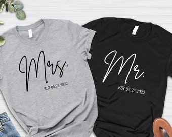 Mr and Mrs Shirt, Mr and Mrs, Just Married Shirt, Honeymoon Shirt, Wedding Shirt, Wife And Hubs Shirts, Just Married Shirts, Couples Shirts