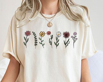 Wild Flowers Shirt, Wildflower Tshirt, Floral Shirt, Botanical Shirt, Flower Shirt, Nature Lover Shirt,Ladies Shirts, Womens Tees,Flover Tee