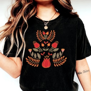 Scandinavian Shirt, Botanical Shirt, Folk Art T-Shirt, Scandinavian Gift, Gift For Women Vintage Flower Shirt, Plant Lover Shirt, Plant Mom