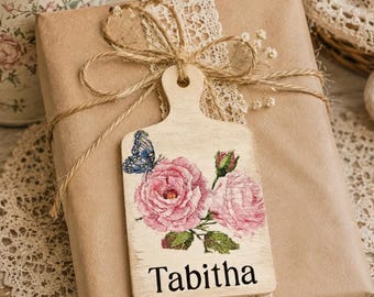 Personalised Wooden Gift Tag, Reusable Cottage Core shabby chic design