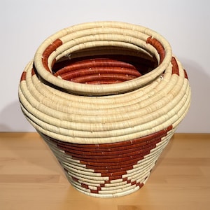 Handwoven African Storage Planter Basket in Natural Biege, Ocre - Natural & Sustainable Home Organizer