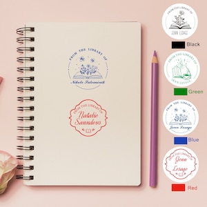 Timbro con logo personalizzato • Timbro autoinchiostrante • Timbro con logo aziendale • Timbro di design • Timbro di gomma per marketing • Timbro aziendale • Regalo per gli amanti dei libri