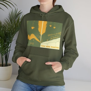 Sweat à capuche unisexe inspiré de la nature - plume d'oie, tasses, notes manuscrites, confort, ambiance artistique, écrivains créatifs, artistes, poètes