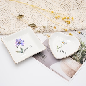 Custom Birth Flower Trinket Dish,Bridesmaid Jewelry Dish,Best Friends Gifts,Flower Ring Dish,Engagement Gifts,Birthday Gifts,Christmas Gifts