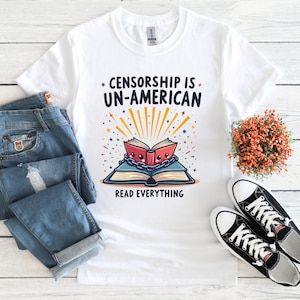 Ich lese verbotene Bücher Shirt, Bibliothekar Geschenk, Buch Liebhaber T-Shirt, lesen Sie mehr Bücher, Buch verbieten Shirt, Anti Buch Ban T-Shirt, erzählen Sie mir eine Zeit in der Geschichte