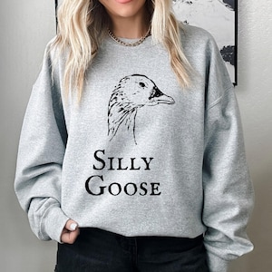 Silly Goose University Crewneck Sweatshirt,Unisex Silly Goose University Shirt,Funny Men&#39;s Sweatshirt,Funny Gift for Guys,Funny Goose Tshirt