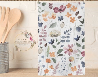 Wildflower Garden Tea Towel: Cottagecore Floral Kitchen Decor
