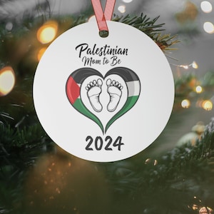 Gratis Palestina, ornament aanstaande moeder, Palestijnse mama, zwanger ornament, babyaankondiging, steun Palestina keffiyeh, Palestijnse vlag