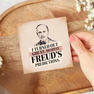 Adesivo Freud / Barzelletta divertente sulla psicologia / Sigmund / Tua mamma / Regalo per studenti di psicologia / Adesivo per laptop per studenti, insegnanti, docenti, terapisti