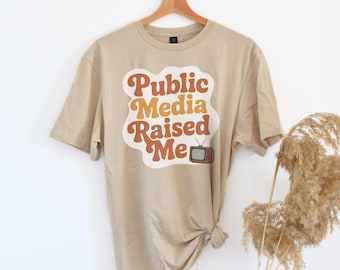 Öffentlich-freundliches Radio-T-Shirt, Unterstützung für NPR, freiheitlicher Aktivismus-T-Shirt, Kleidung für soziale Gerechtigkeit, Politischer Widerstands-Kleidung, Unterstützung des öffentlichen Fernsehens Retro