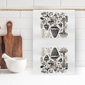 Kitchen Towel Mushrooms, Housewarming Gift, Mushroom Towel, Fall, Unpaper Towels, Tea Towel, Modern Home Decor, Mushroom Gift, Kitchen Decor