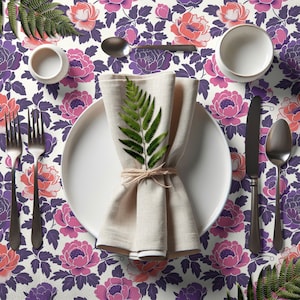 Cabbage Rose Tablecloth, Floral Tablecloth, Cottage Core, Floral Linen, Cabbage Rose, Vintage Kitchen, Farmhouse Chic,French Country