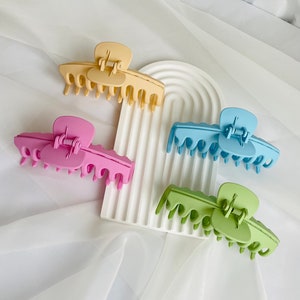Matte Hair Hair Claw | Hair Accessories, Gifts For Her, Wedding hair comb | Elegant Claw, Bridesmaid gift, Birthday, Valentine’s | Comb claw