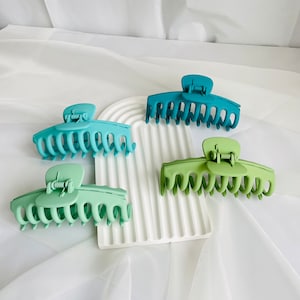 Matte Hair Hair Claw | Hair Accessories, Gifts For Her, Wedding hair comb | Elegant Claw, Bridesmaid gift, Birthday, Valentine’s | Comb claw
