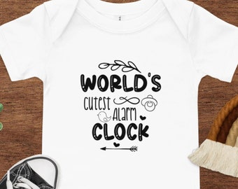 Niedlicher Wecker Baby Kurzarm Einteiler