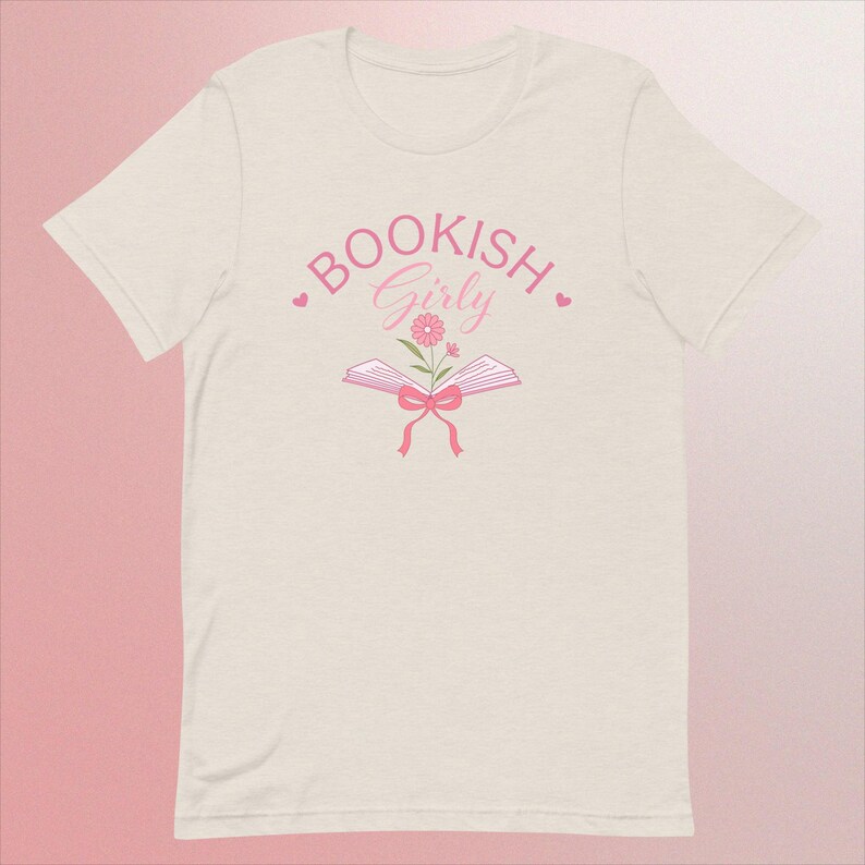 Charming Bookish Girl Tee - Cozy Cotton T-Shirt for Readers, Perfect for Literary Enthusiasts