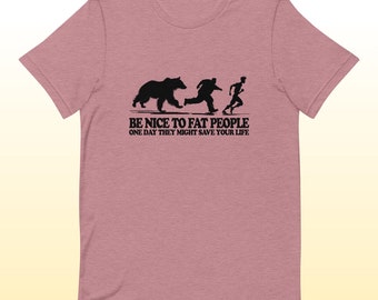 Be Kind Save Lives Humor Tee - Unisex T-shirt met luchtige levensreddende boodschap