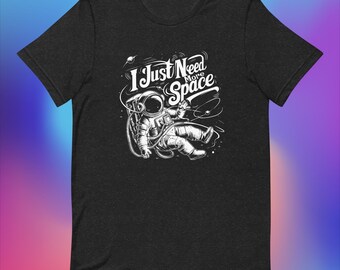 Space Lover Astronaut Tee - Comfortable & Lightweight Cotton T-Shirt for Everyday Wear