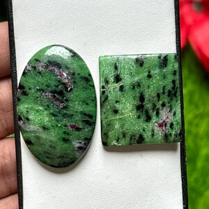 Rubin Zoisit Cabochoner | AAA-kvalitet, ovala och fyrkantiga ädelstenar 39-25 mm 113,35 ct