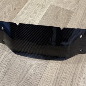 Carbon Windshield  - For Street Glide 2024