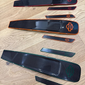Carbon Fiber Set for Harley Road & Street Glide ST / Limited 2018 and up (latches and dash insert)