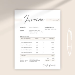 Könnte beinhalten: Eine minimalistische Rechnungsvorlage mit einem handgeschriebenen Titel "Rechnung". Die Rechnung enthält Abschnitte für den Namen des Kunden, die Firma, die Adresse und die Telefonnummer sowie die Rechnungsnummer, das Fälligkeitsdatum und eine detaillierte Liste der Waren oder Dienstleistungen mit ihren Preisen, Mengen und Zwischensummen. Die Rechnung enthält auch eine Zwischensumme, die Mehrwertsteuer und den Gesamtbetrag. Die Rechnung ist mit "Carla Davids" unterschrieben.
