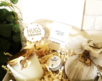 Self Care Gift Box, Vegan Candle, Bath Bomb, Lip Balm, Chocolate, Sleep Mask