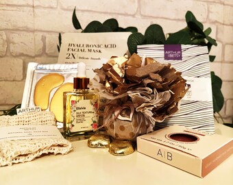 Pamper Gift Box for Her:  Face and Body Beauty Treats