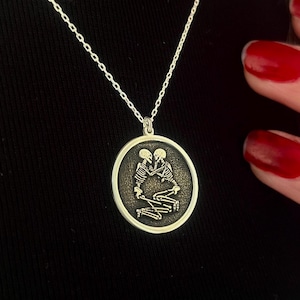 Valdaro Lovers Necklace, Sterling Silver Skull Couple, Gothic Jewelry, 14K Gold Skull Lovers Necklace, Skull Jewelry, Unisex Couple Necklace