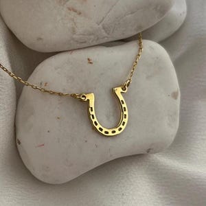 14K Gold Horseshoe Name Necklace, Custom Horseshoe Necklace , Engraved with Your Name or Horse Name , Lucky Horseshoe Pendant Necklace