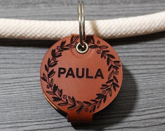 DOG TAG BAG - made of genuine leather - v2 - ( NAME ) - round - Ø 4.4 cm