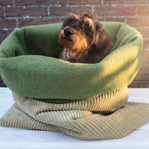 HUNDSOVSÄCK 'olivstuga'