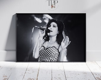 Amy Winehouse Poster: Retro Music Wall Art Gift