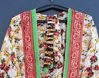 Indian Kimono Recycled Silk Sari Dressing Gowns Vintage Silk Silk Kimono, Women's clothing, Women's Wear, Designer Clothing, Gift For Her,,