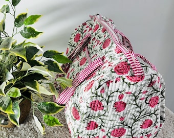 Beautiful prints and color made duffel bags | Handmade quilted yoga bags | Cotton made shopping bags | Bridesmaid bags | Gift for her.