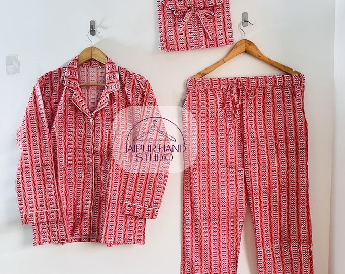 Hand block printed cotton pajamas | women wear pajamas | women Night suit | lovely pink color | linen print PJ suit | Gift for Christmas.
