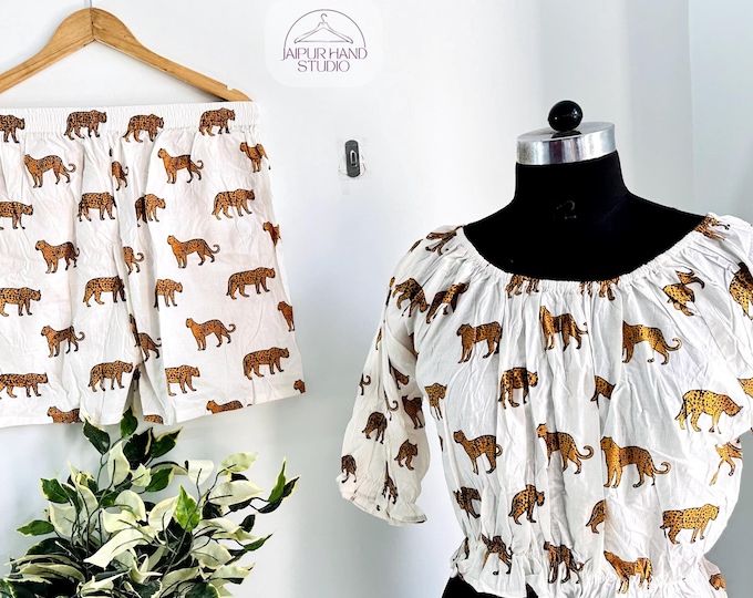 white color tiger print, crop top for women's, puff sleeve crop top, Indian hand block print, summer and wedding wear crop top and shorts.