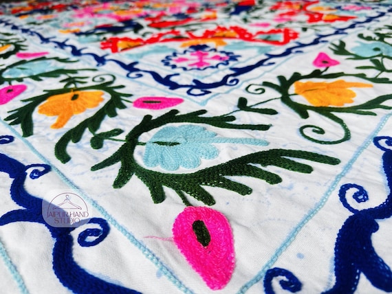 Suzani queen size tapestry | Suzani bedspread | Handmade Embroidery bedsheet | Suzani bedcovers | Bridesmaid suzani | Gift for her.